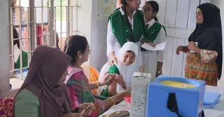 কলাপাড়ায় চার শতাধিক শিশু-শিক্ষার্থীকে টাইফয়েড প্রতিরোধী টিকা প্রদান